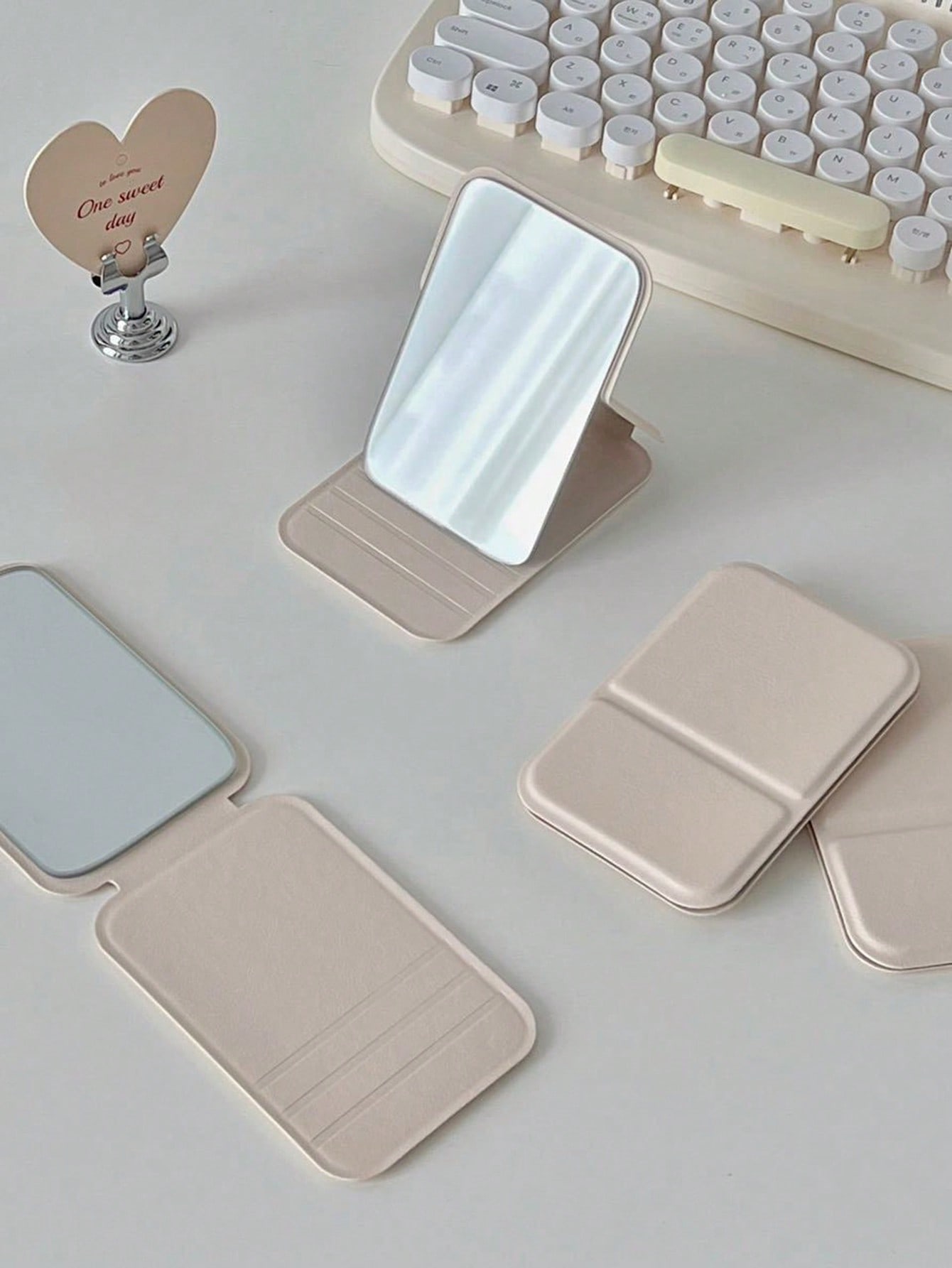Portable Folding Mini Makeup M - Laptops recension och pris